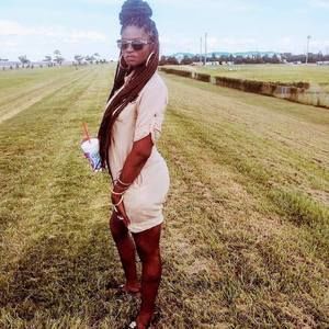 Meet your Posher, Lovetta